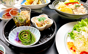 写真:ご夕食画像一例
