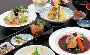写真:ご夕食画像一例